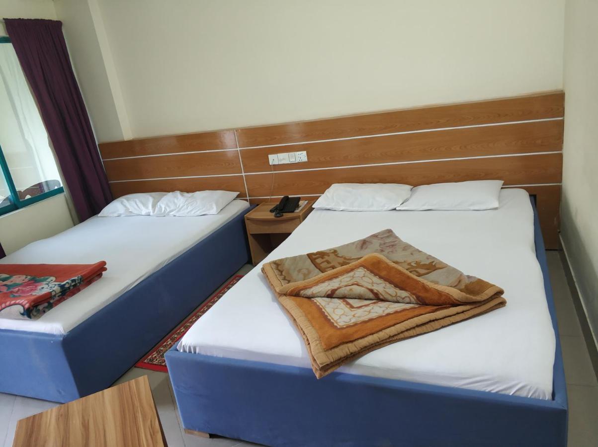 Hotel Mishuk Cox's Bazar Extérieur photo