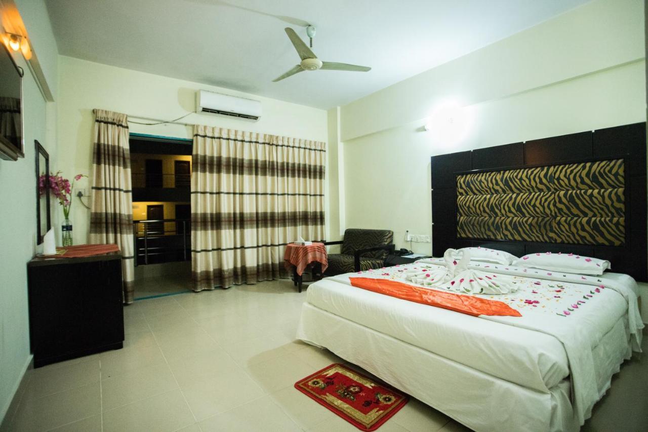 Hotel Mishuk Cox's Bazar Extérieur photo