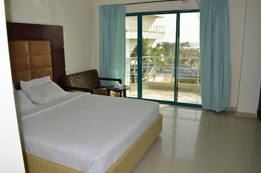 Hotel Mishuk Cox's Bazar Extérieur photo